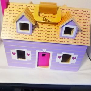 Play Wonder Wooden Fold Out Doll House
